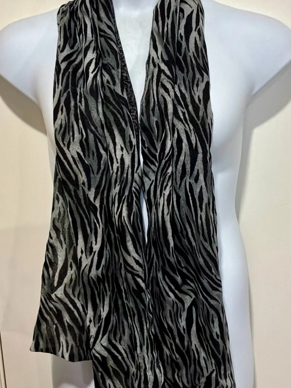 Double sided silk Scarf